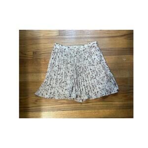 Wishlist Floral Cream Shorts